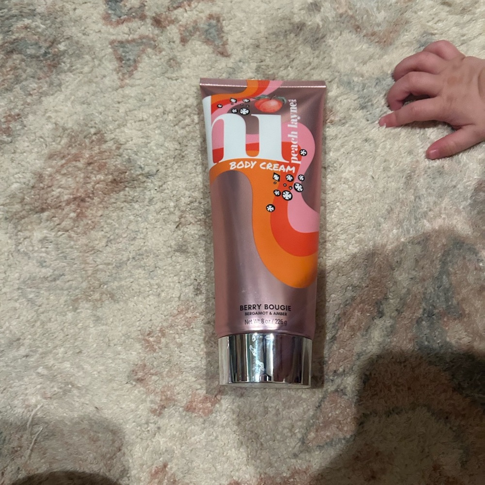 Body Cream - Berry Bougie - Orange and Brown